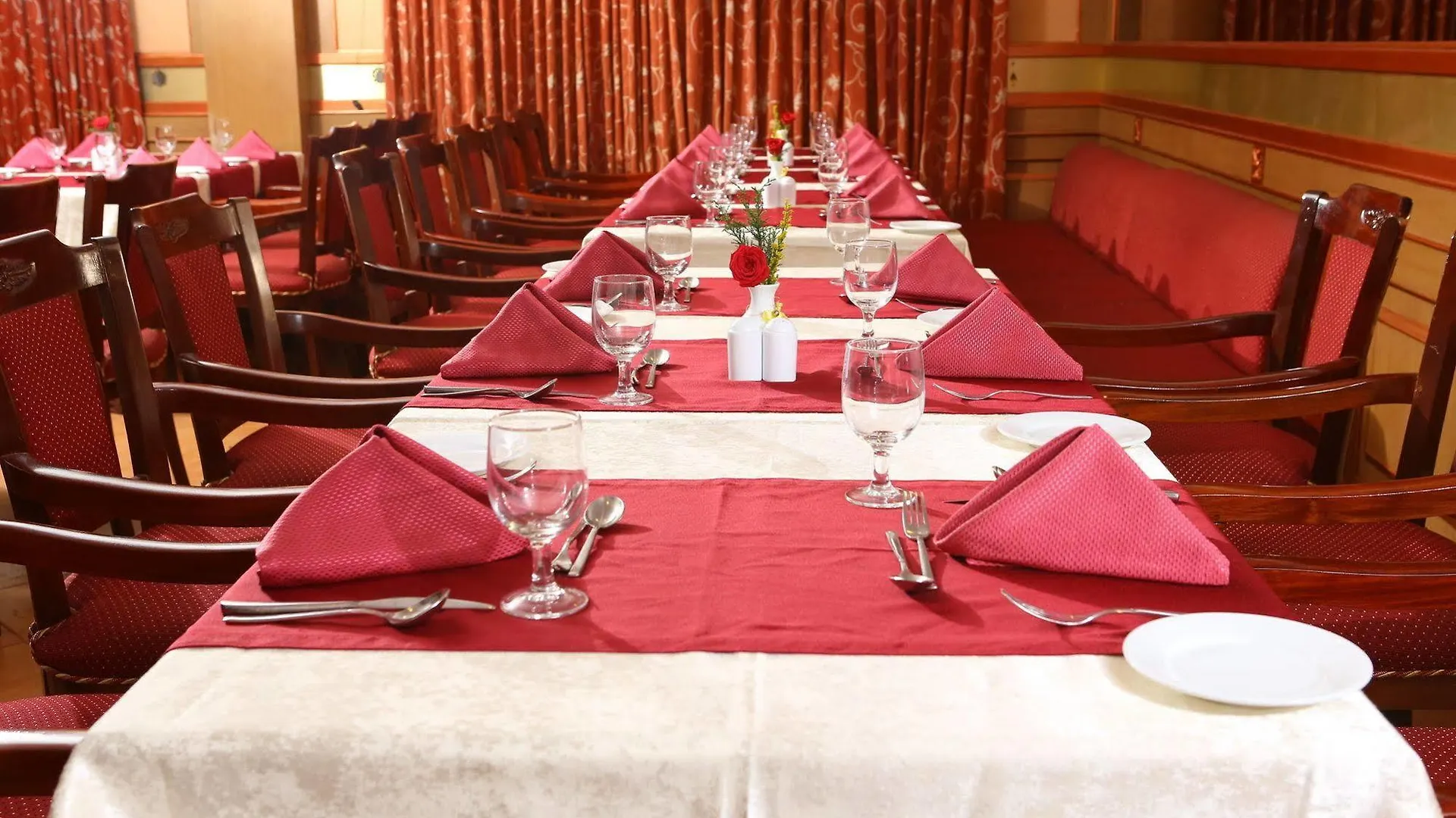 Joys Palace Hotel Thrissur 5*,