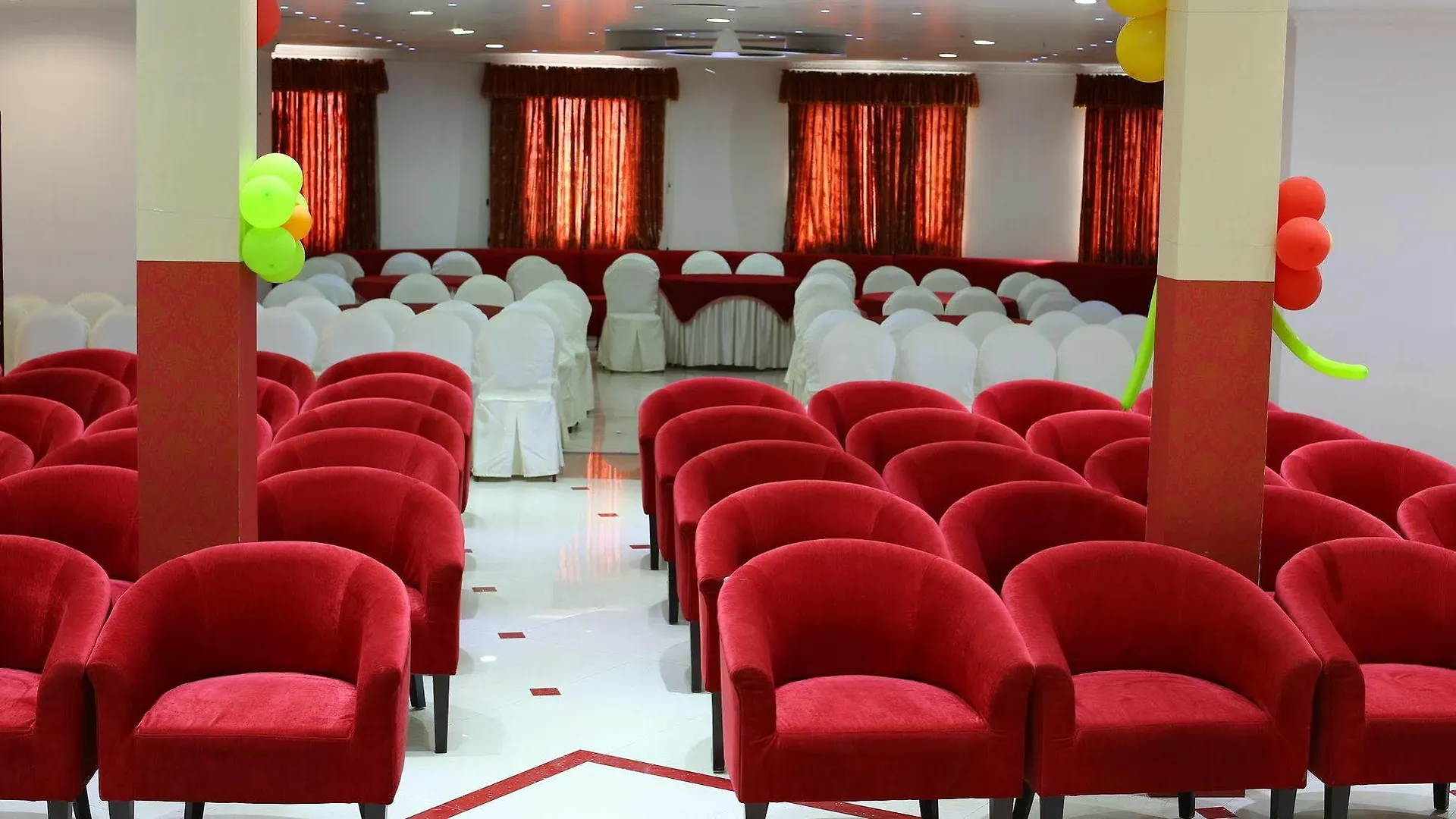 Joys Palace Hotel Thrissur